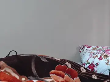 YummyMelanin117  live sex cam