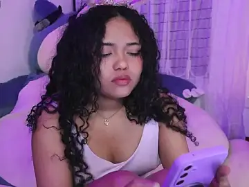 Anyburkee  live sex cam