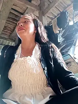 Lena-cute  live sex cam