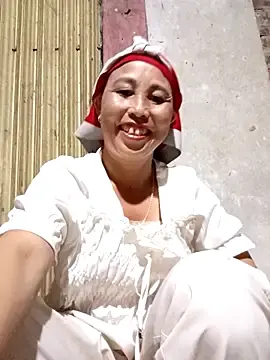 Lena-cute  live sex cam