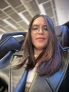 Meow_girl  live sex cam