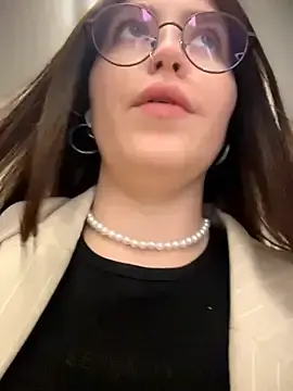 Meow_girl  live sex cam
