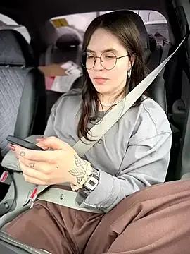 Meow_girl  live sex cam