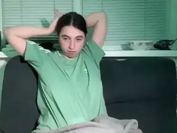 Aphr0ditee  live sex cam