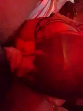 Chinoyana  live sex cam