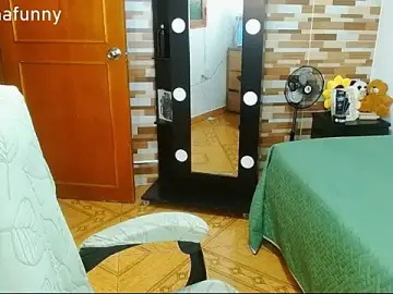 Sajecrismaa  live sex cam