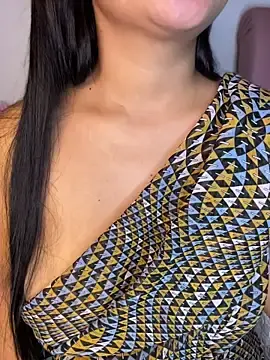 Shara_queen1  live sex cam