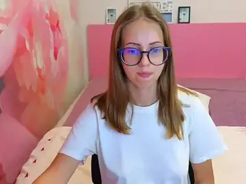 AliceAdams  live sex cam