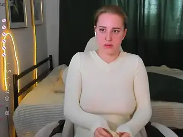 AnnaGrees  live sex cam