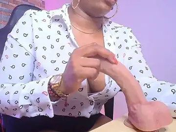 DashaSousaa  live sex cam