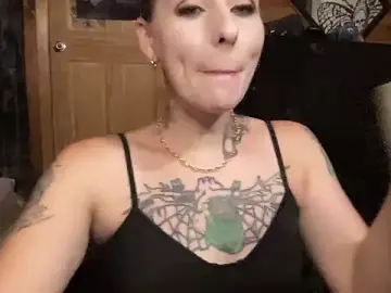 TeenyDoll  live sex cam
