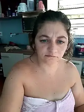 Vivirodrigues  live sex cam