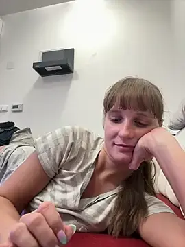 Jennifer11772  live sex cam