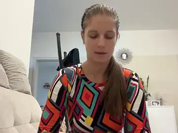 Jennifer11772  live sex cam