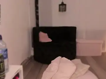 Nickky__  live sex cam