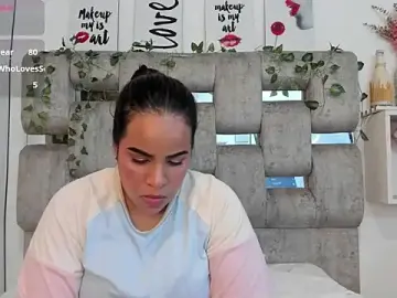 AliciaRosse  live sex cam