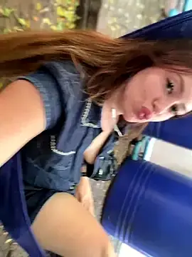 AndreaMood  live sex cam