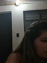 Aria-33  live sex cam