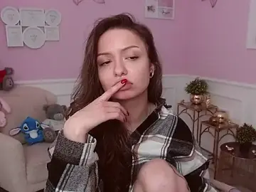 LucySkilar  live sex cam