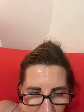 NaughtyMilla  live sex cam