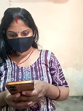 Pooja_bhabhi00  live sex cam