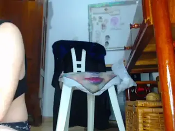 Redhead_incandy  live sex cam