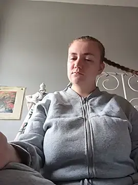 ShereeJenkins  live sex cam