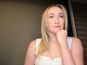 ZaraAllure  live sex cam