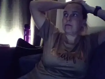 Scrummymummy2  live sex cam
