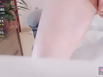Yaoyao-baby520  live sex cam