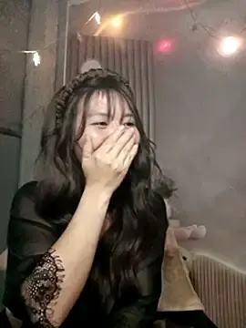 Girl-crazy1  live sex cam