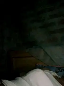 Ttitii99  live sex cam