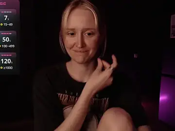 Iilovetomatoes  live sex cam