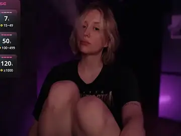 Iilovetomatoes  live sex cam