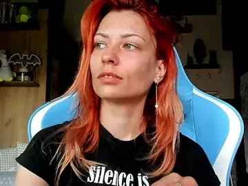 Karo123421  live sex cam