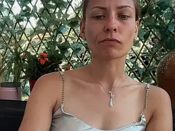 Karo123421  live sex cam