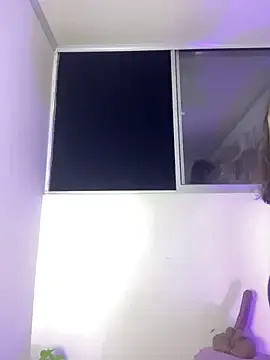 Luciemiler  live sex cam