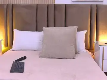 CamiiLove_  live sex cam