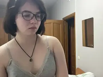 DelphiaBojko  live sex cam