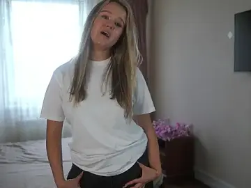 GrayceUllo  live sex cam