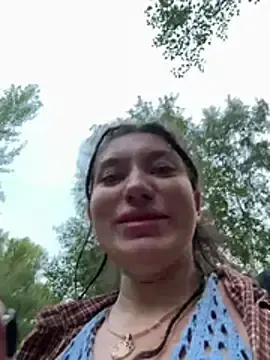 MooonReal  live sex cam