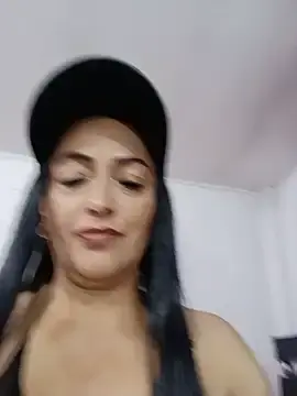 Taboo_lady16  live sex cam
