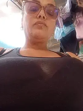 Taboo_lady16  live sex cam