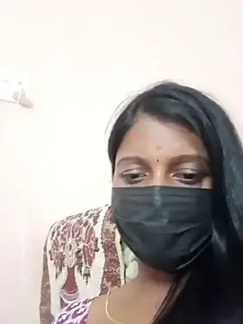 Tamil-pooja  live sex cam
