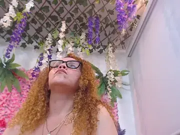 BLONDE_SEXYHOT  live sex cam