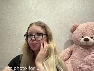 MarlaMotsinger  live sex cam
