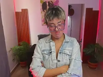 Rebeka-baker  live sex cam