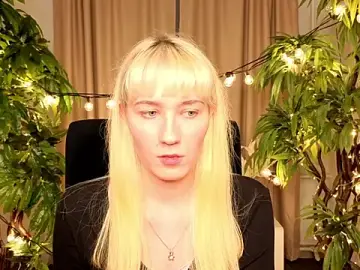 SusanWeaver  live sex cam