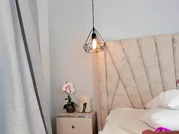 Celeste_diamondd  live sex cam