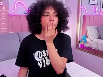 AURORAMILLSS  live sex cam